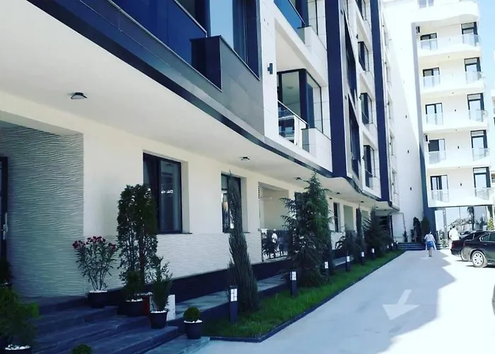 Katalin Mamaia Nord *