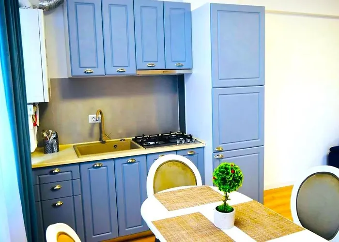 Katalin Mamaia Nord *